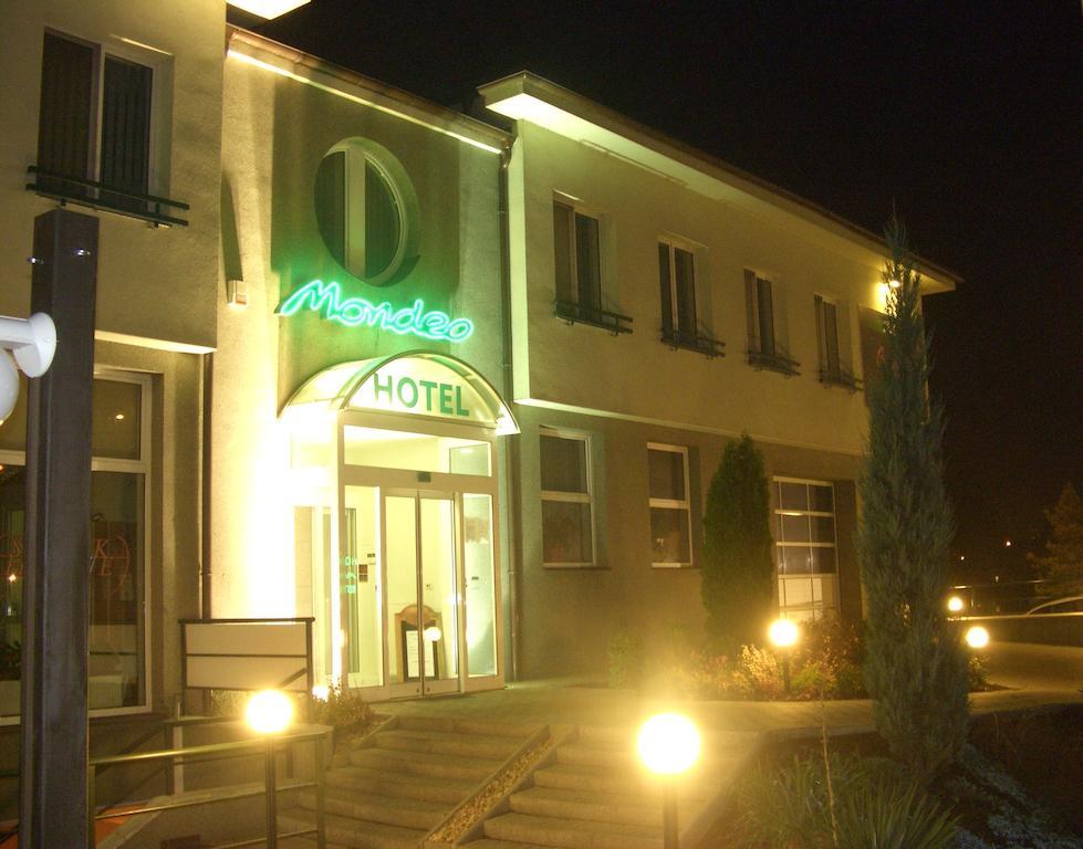 Hôtel Mondeo Prague Extérieur photo